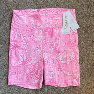NWT LUXLETIC Lilly Pulitzer Weekend High Rise Bike Shorts. Size Medium